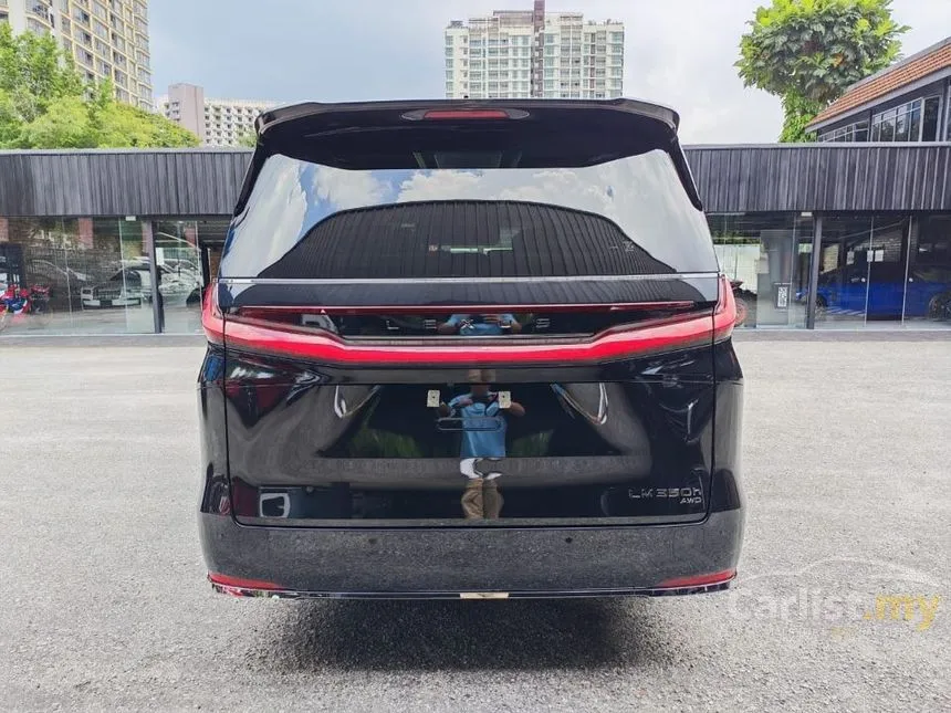 2025 Lexus LM 350h 7 Seater MPV