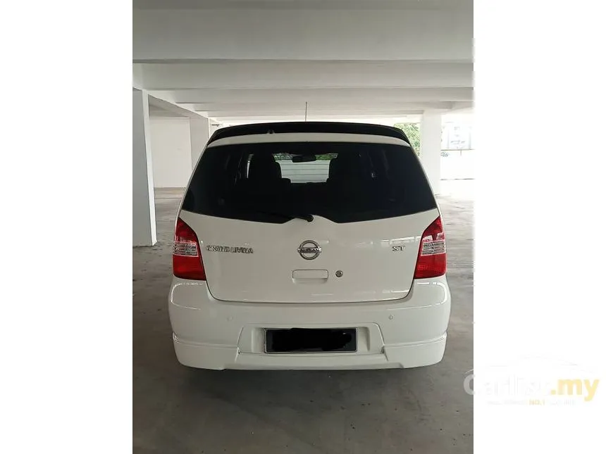 2010 Nissan Grand Livina Comfort MPV