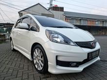 2013 Honda Jazz 1.5 RS CVT Hatchback AT Istimewa