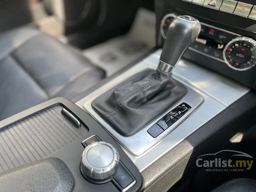 2014 Mercedes-Benz C200 CGI Avantgarde Sedan