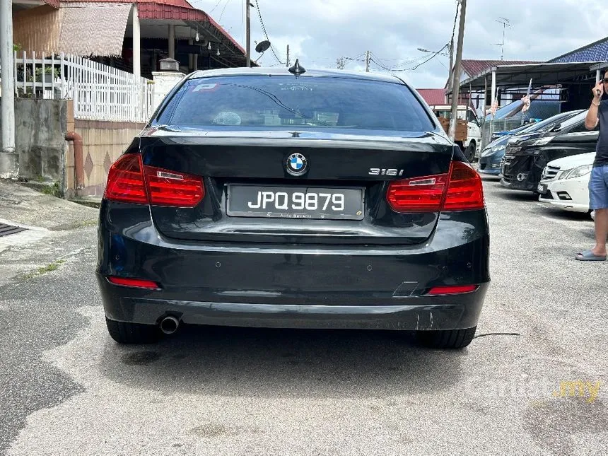 2013 BMW 316i Sedan
