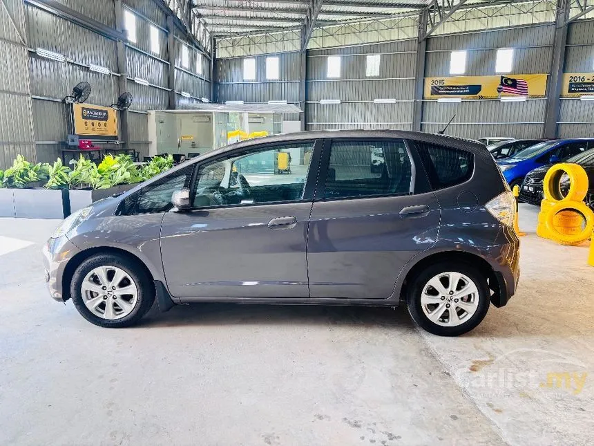 2014 Honda Jazz Hybrid Hatchback