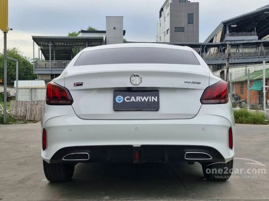 2023 MG MG5 X Sedan