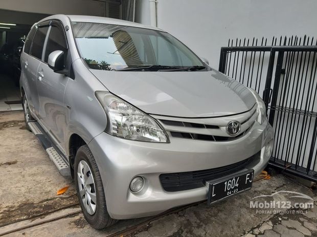 Toyota Avanza Mobil Bekas Dijual Di Surabaya Jawa Timur Indonesia