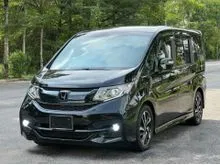 2017/2022 Honda Step WGN 1.5 SPADA Cool Spirit (8 Steas) MPV (A) OTR - MOST CHEAPEST IN JB (Fast Loan Approval, No Hidden Fee)