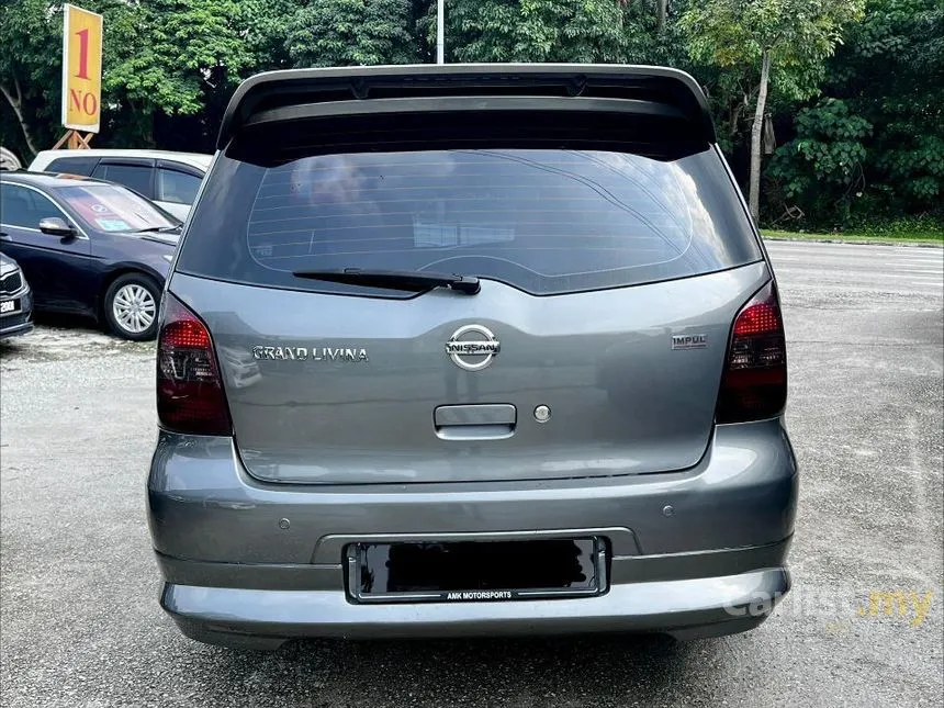 2010 Nissan Grand Livina Luxury MPV