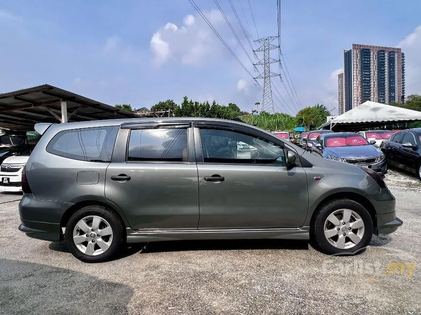 2010 Nissan Grand Livina Luxury MPV