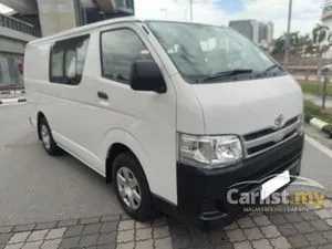 2011 Toyota Hiace 2.5 Semi Panel Van Van