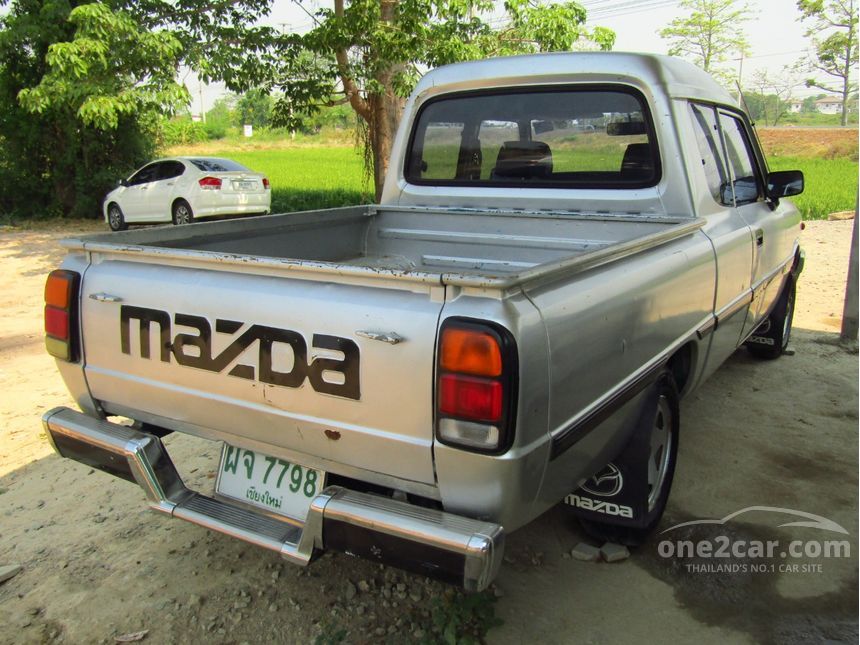 Mazda familia 1996