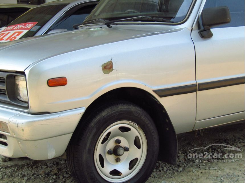 Mazda familia 1996