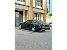 2017 Mercedes-Benz E250 2.0 Avantgarde CKD Sedan