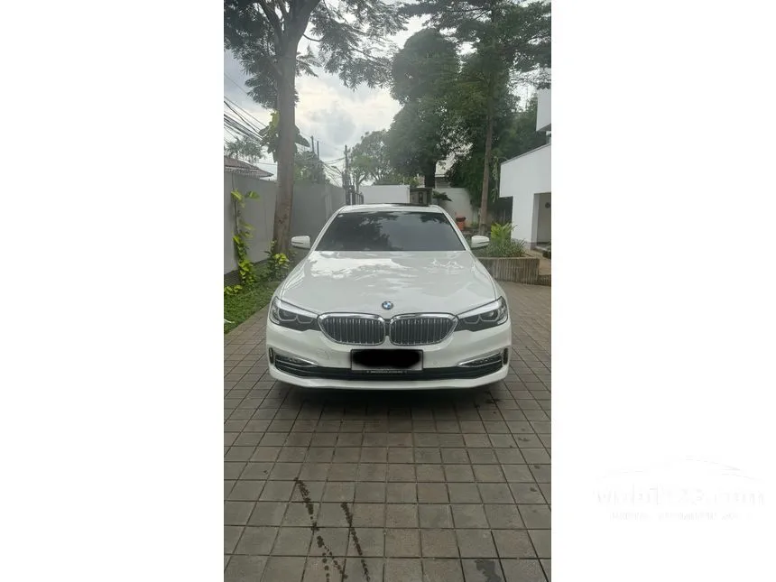 Jual Mobil BMW 530i 2018 Luxury 2.0 di DKI Jakarta Automatic Sedan Putih Rp 630.000.000