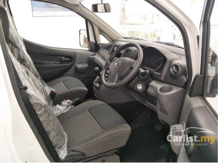 2020 Nissan NV200 Semi Panel Van