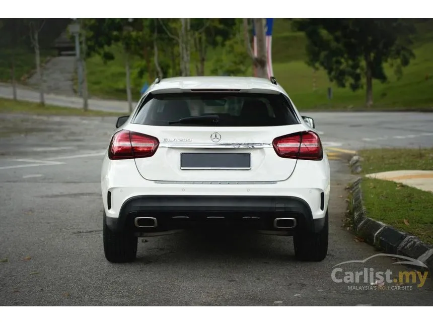 2019 Mercedes-Benz GLA180 SUV