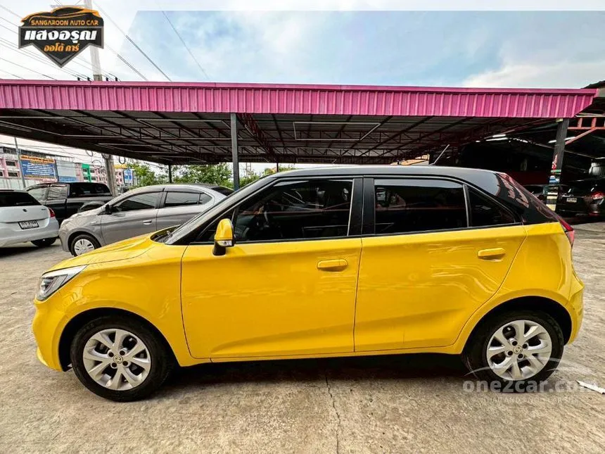 2021 MG MG3 D (2-Tone) Hatchback
