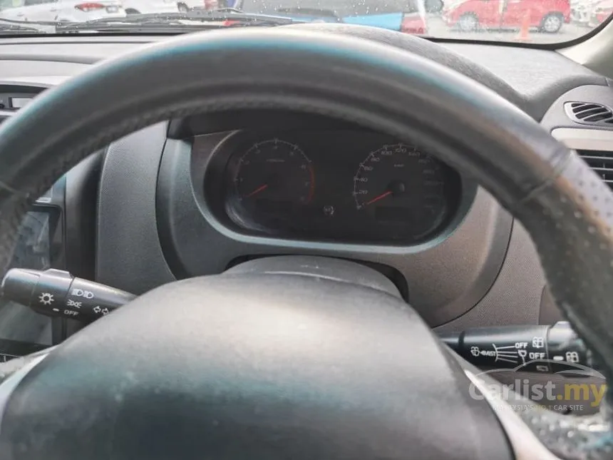 2015 Proton Exora Premium MPV