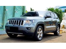 2011 Jeep Grand Cherokee 5.7 Overland SUV CBU FULLSPEC GRAY METALLIC - LOW KM 24Ribuan ASLI SUPER ANTIK - KREDIT MUDAH DATA DIBANTU - LANGSUNG JALAN