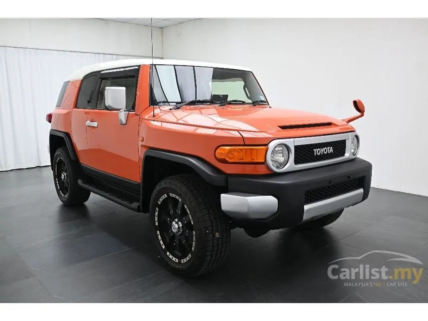 2013 Toyota FJ Cruiser SUV