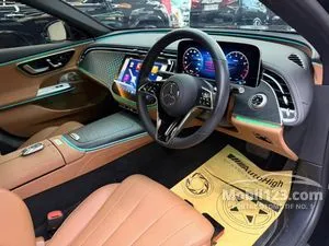 2025 Mercedes-Benz E200 2.0 Exclusive Line Sedan
