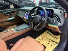 2025 Mercedes-Benz E200 2.0 Exclusive Line Sedan