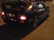 1995 BMW 320i 2.0 2.0 Manual Sedan