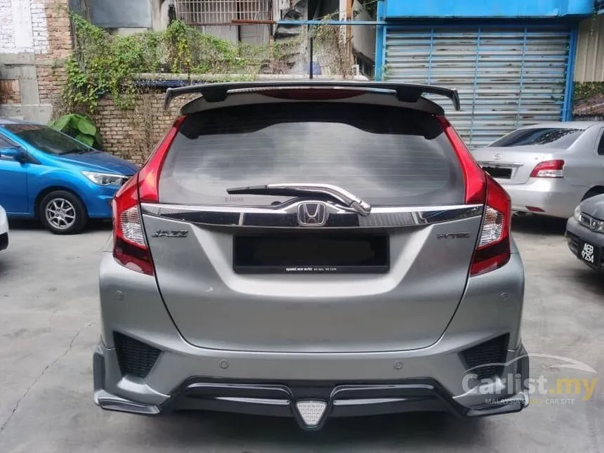 2014 Honda Jazz V i-VTEC Hatchback