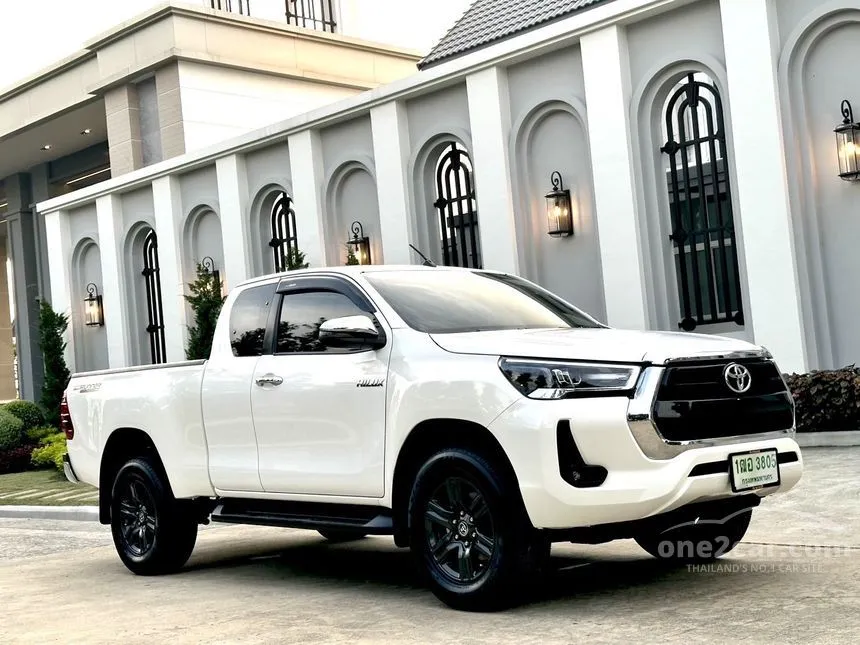 2022 Toyota HILUX REVO Prerunner Entry Double Cab Pickup