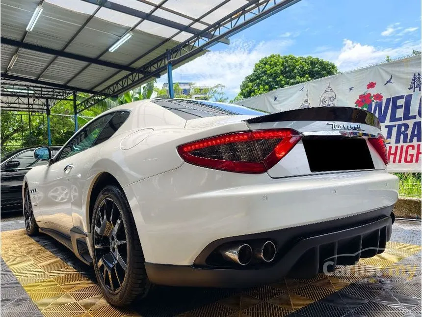 2010 Maserati GranTurismo Coupe
