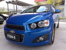 Chevrolet Sonic 1.4 LTZ Hatchback leather seat