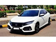 2018 Honda Civic 1.5 E Hatchback putih km42 rb turbo cash kredit proses bisa dibantu ktp daerah juga bisa