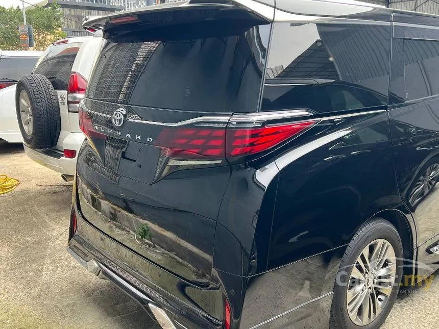 2024 Toyota Alphard Z 7-Seater MPV