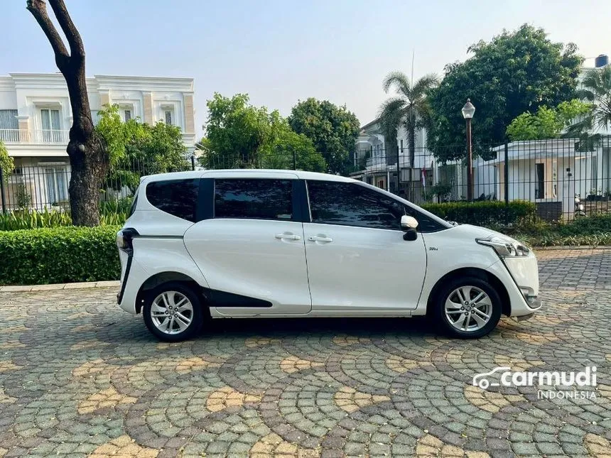 2016 Toyota Sienta G MPV