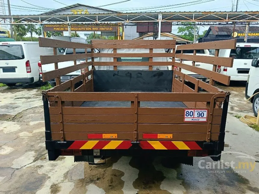 2019 Daihatsu Gran Max Wooden Cargo Lorry