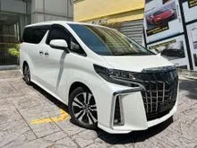 2022 TOYOTA ALPHARD 2.5 SC ( 20K MILEAGE ) PANORAMIC ROOF WITH ANDROID AND APPLE CAR PLAY