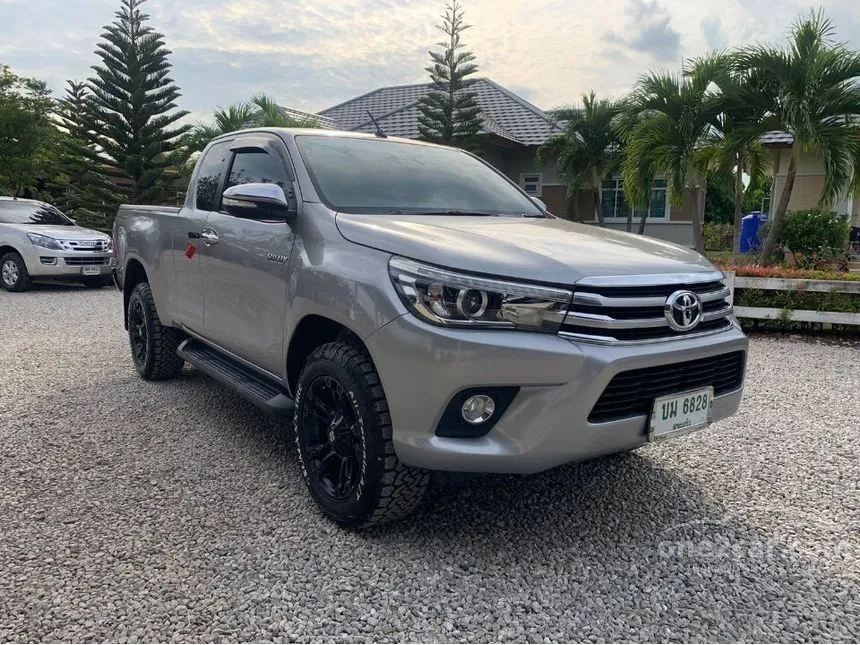 2017 Toyota Hilux Revo Prerunner E Pickup