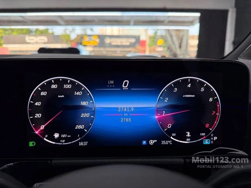 2024 Mercedes-Benz GLA200 AMG Line SUV