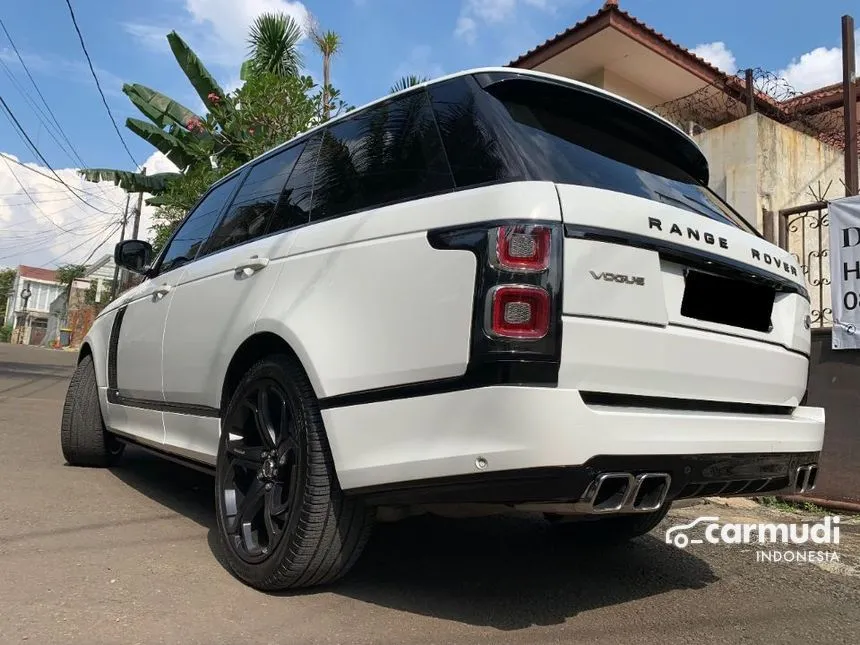2017 Land Rover Range Rover Vogue SUV