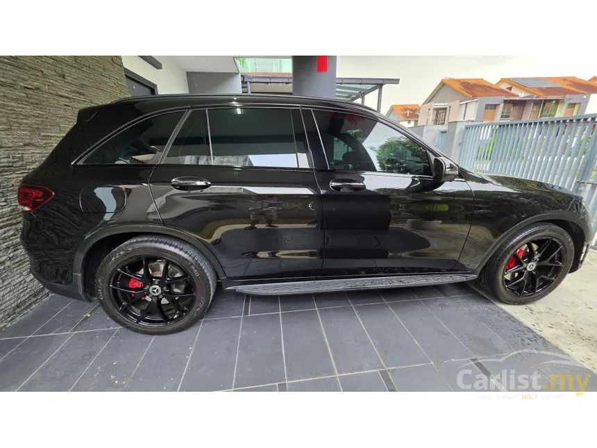 2020 Mercedes-Benz GLC300 4MATIC AMG Line SUV
