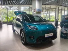 2026 GAC AION UT 0.0 Premium Hatchback. YRN. Dengan Jarak tempuh 500 KM, Unit warna Terbatas.