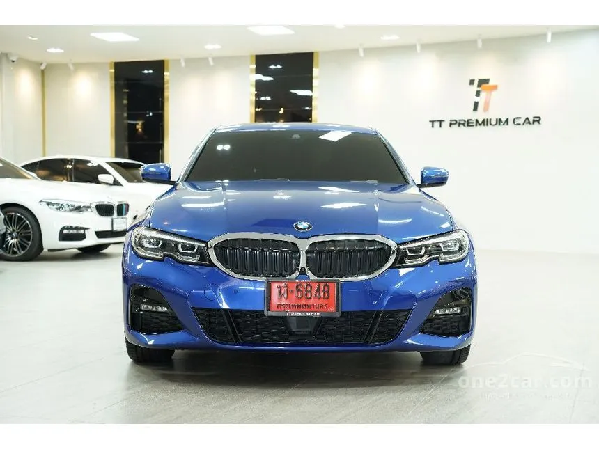 2022 BMW 330e M Sport Sedan