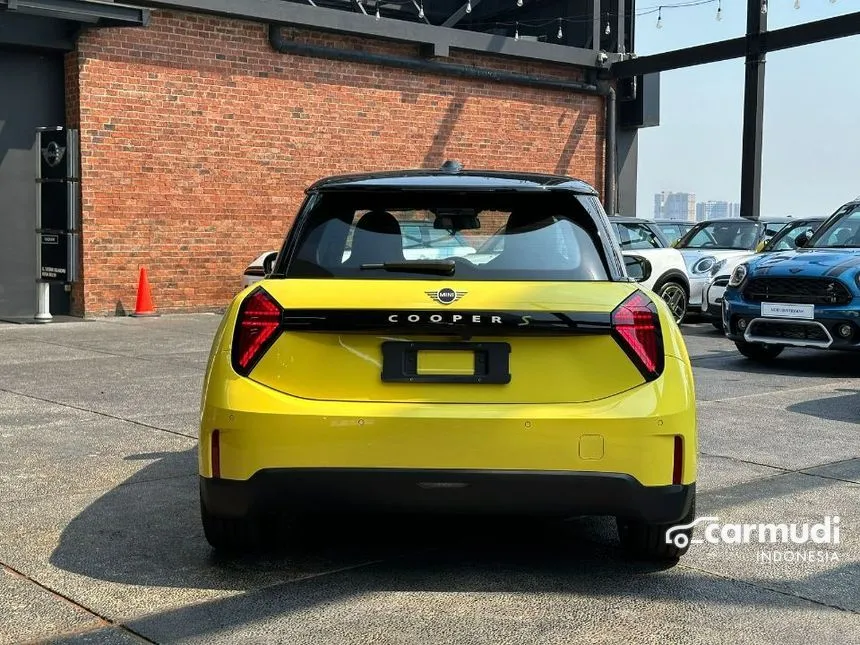 2024 MINI Cooper S Electric Resolute Edition 3 Door Hatchback