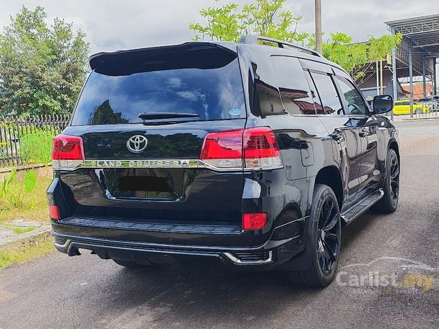 2017 Toyota Land Cruiser URJ202 AX SUV
