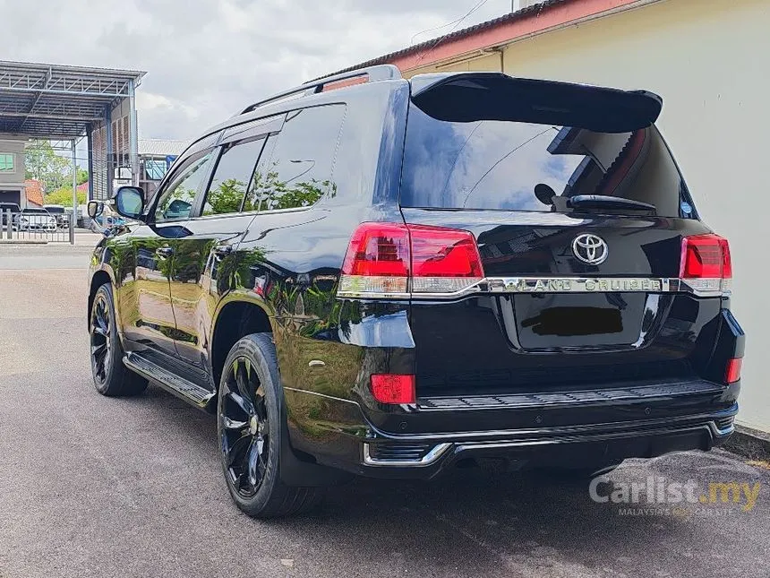 2017 Toyota Land Cruiser URJ202 AX SUV