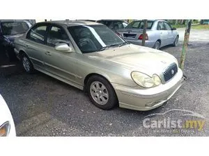 2002 Hyundai Sonata 2.0 Sedan