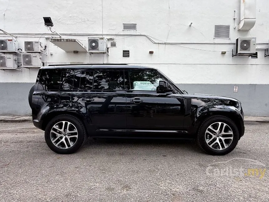 2022 Land Rover Defender 110 P300 XS SUV