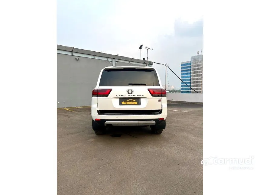 2024 Toyota Land Cruiser 300 GR-S SUV