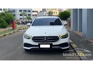 2022 Mercedes-Benz E200 2.0 Avantgarde Sedan