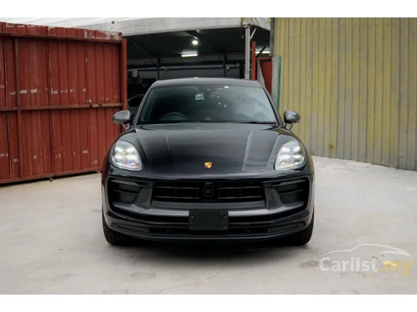 2023 Porsche Macan SUV
