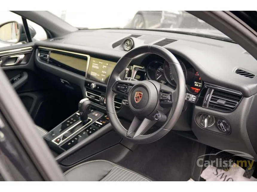 2023 Porsche Macan SUV