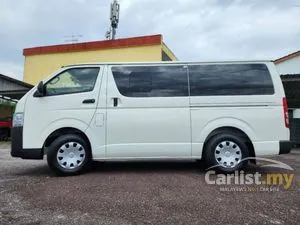 2025 Toyota Hiace 3.0 Window Van Van